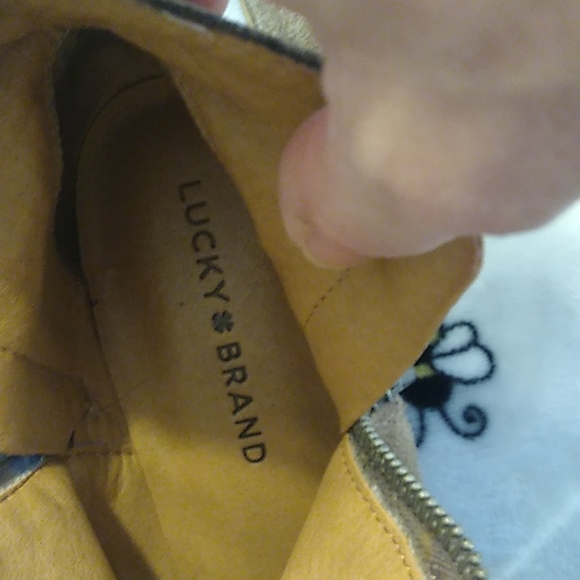 Lucky Brand suede booties - Picture 5 of 6